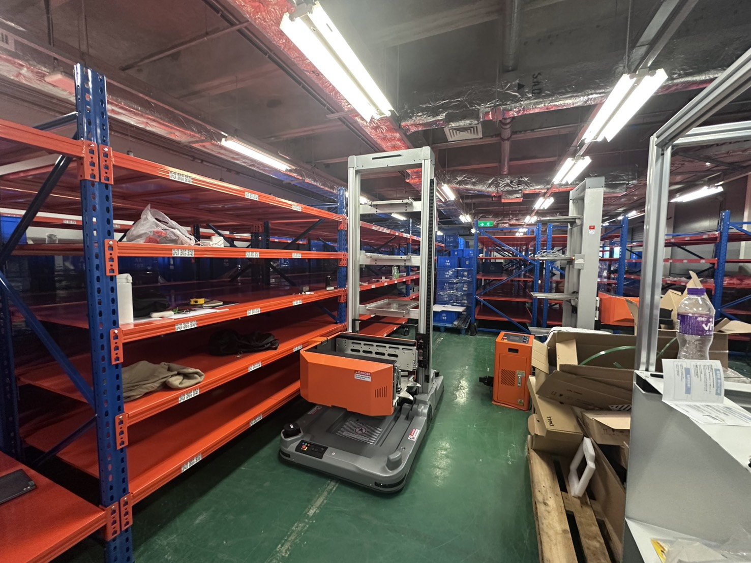 Hong Kong International Airport — WCS + MRS + AGV (Flagship)